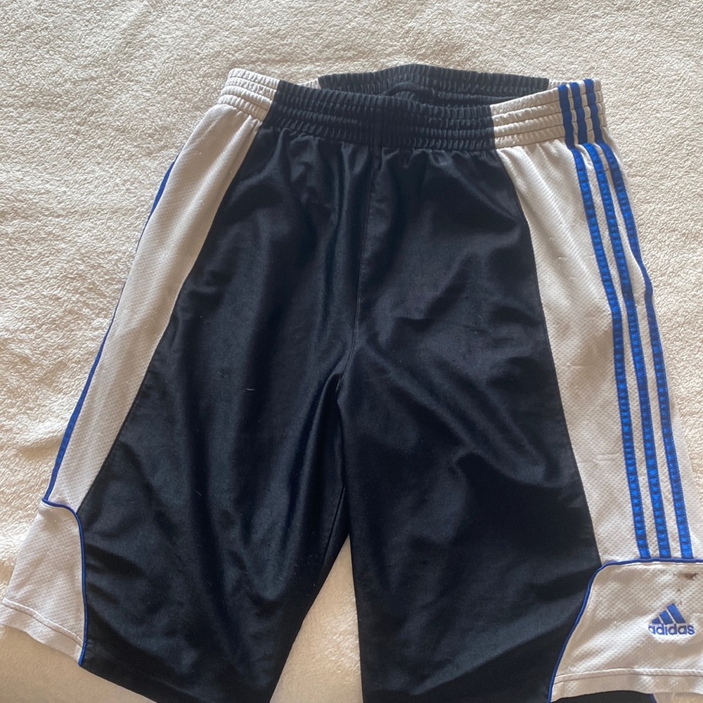 Adidas shorts black & white, Large